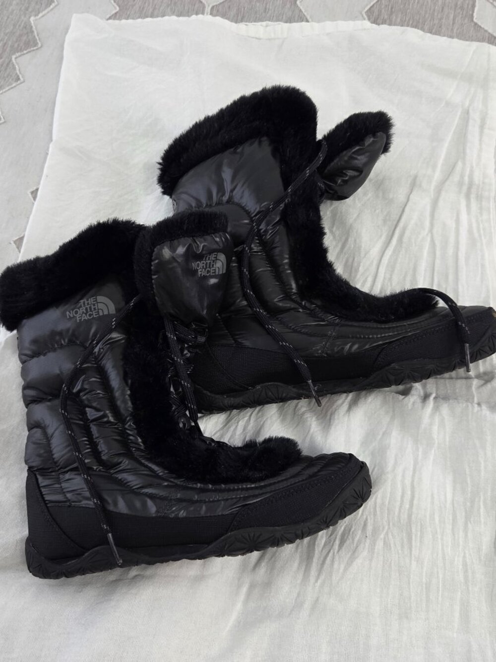 The North Face Alphy Nuptse Fur women's snow boots; black.